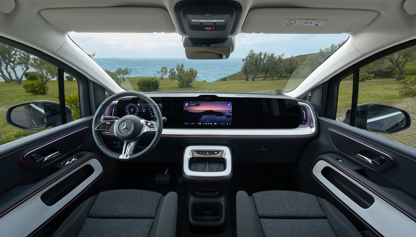 Mercedes Benz Vle - Interior Salpicadero Interior Pantalla Central Interior Volante Interior Detalle