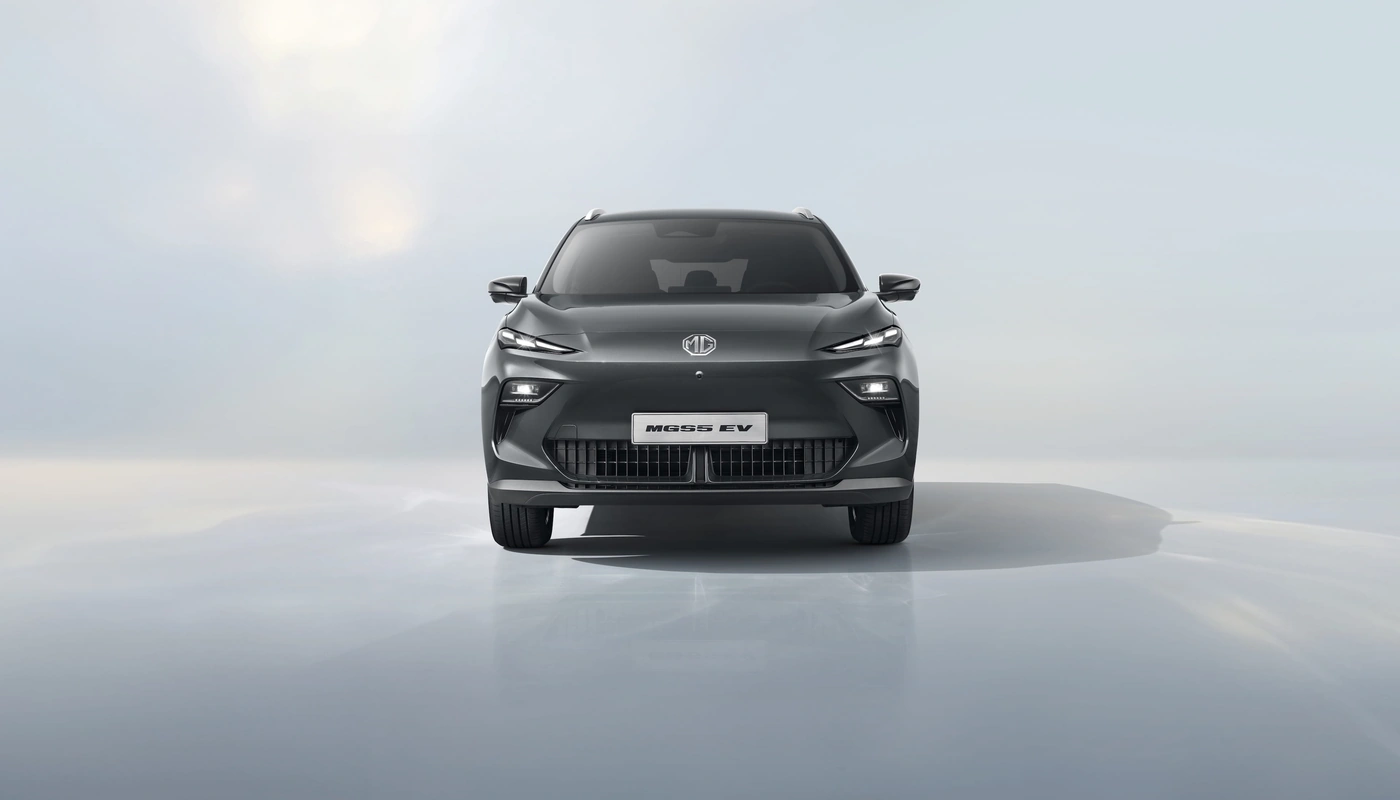 Mg Mgs5 Ev - Contexto Estudio Contexto Aparcado Exterior Frontal