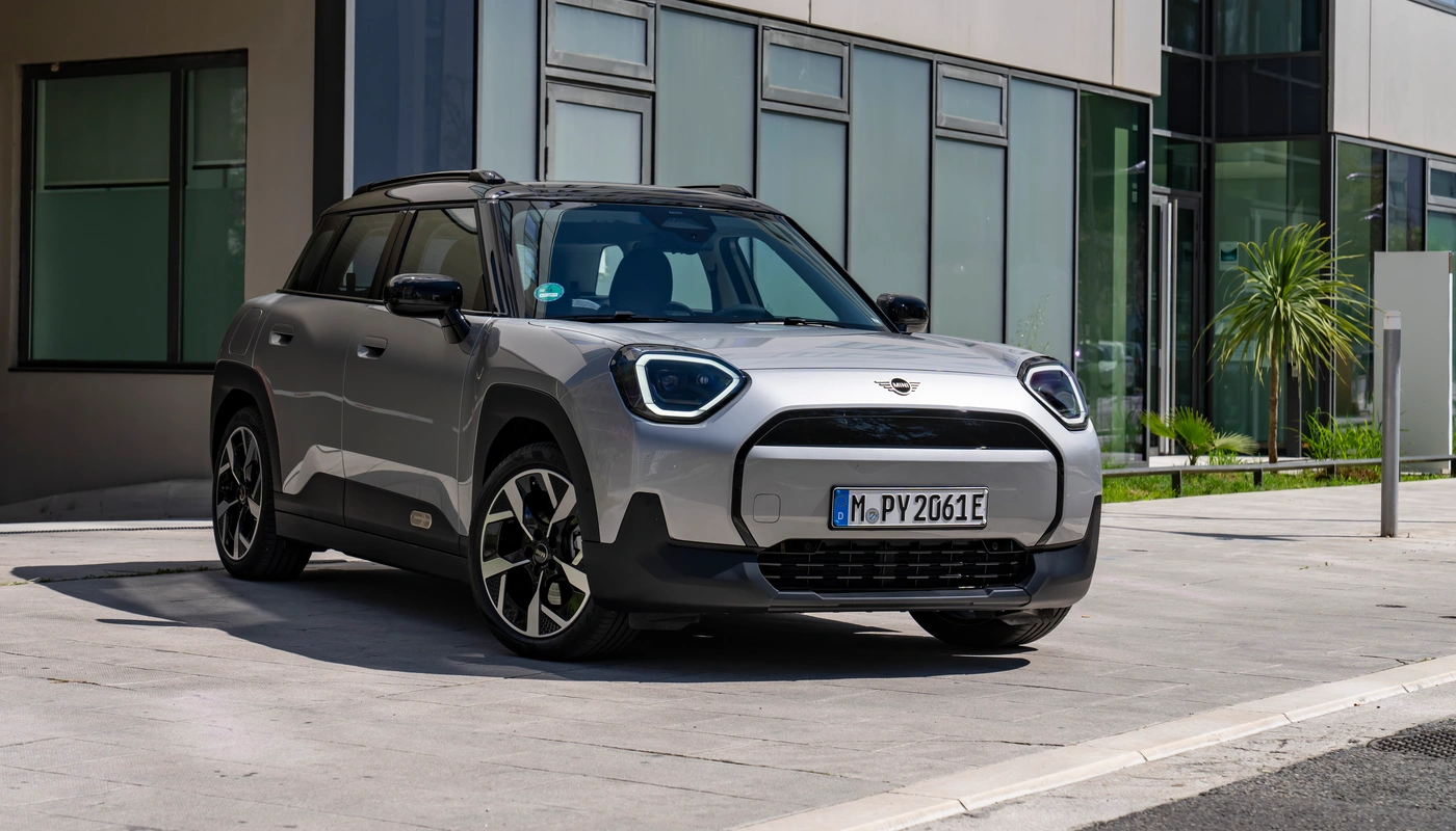 Mini Aceman - Contexto Entorno Real Contexto Aparcado Exterior Frontal Derecha