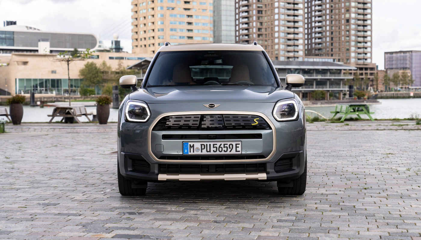 Mini Countryman - Contexto Entorno Real Contexto Aparcado Exterior Frontal