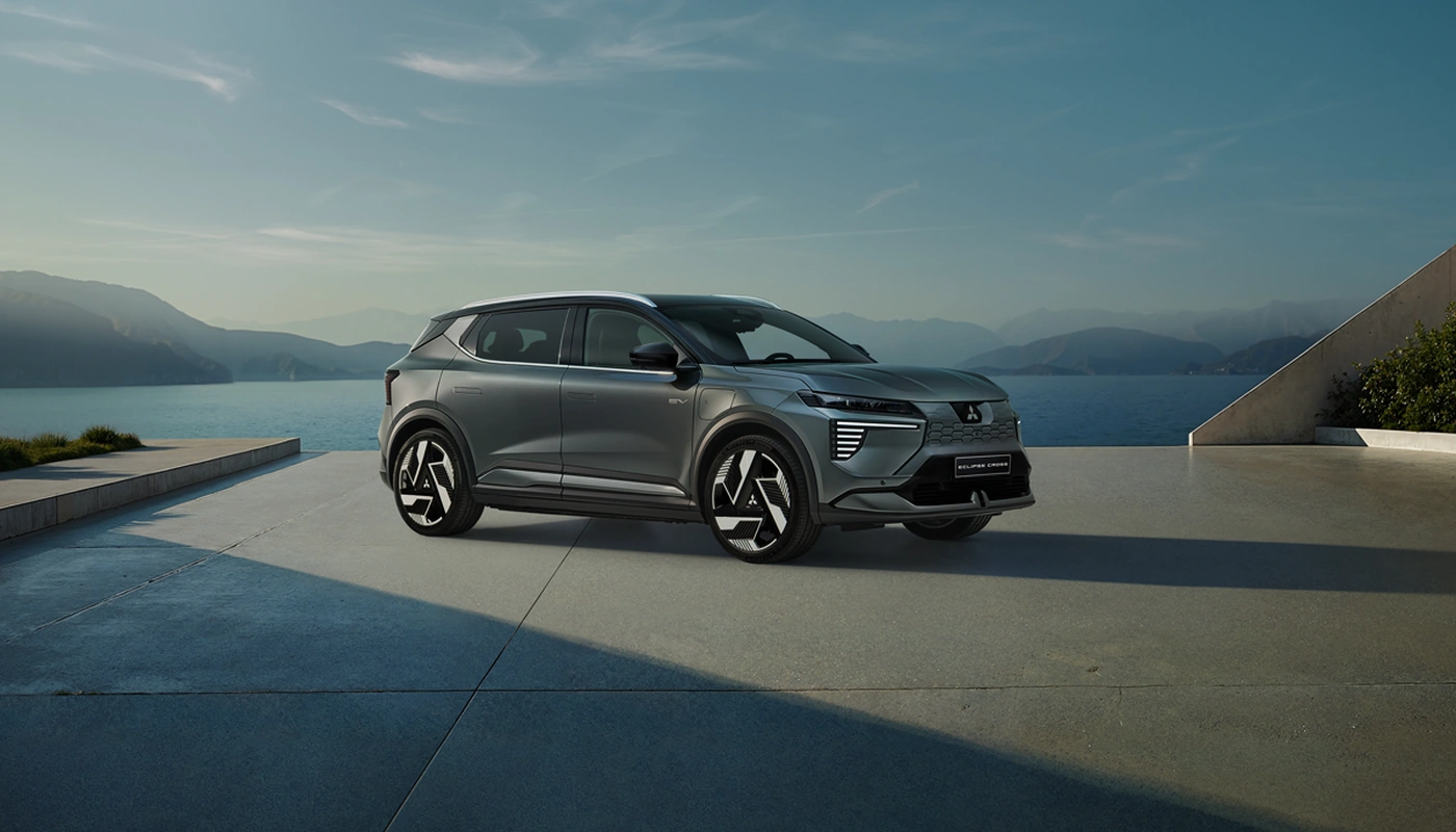 Mitsubishi Eclipse Cross - Contexto Entorno Real Contexto Aparcado Exterior Lateral Derecha