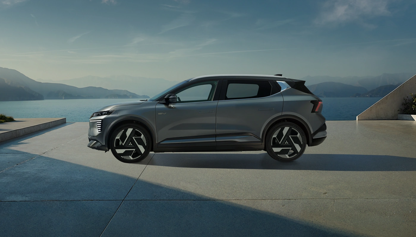 Mitsubishi Eclipse Cross - Contexto Entorno Real Contexto Aparcado Exterior Lateral Izquierda