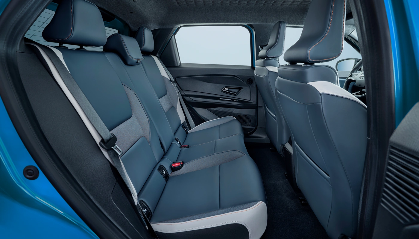 Nissan Micra - Interior Asientos Traseros