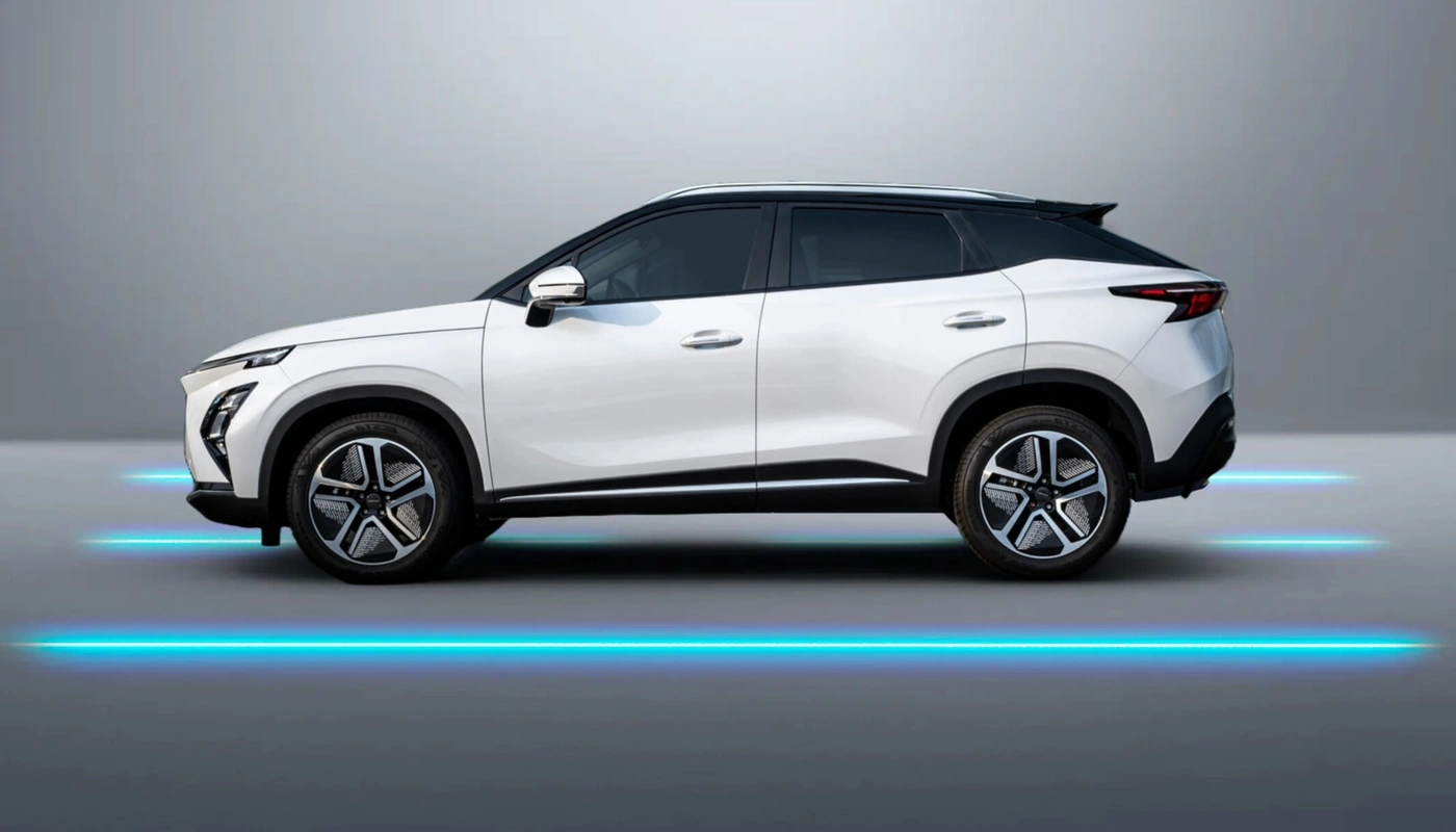 Omoda 5 Ev - Contexto Aparcado Exterior Lateral Izquierda