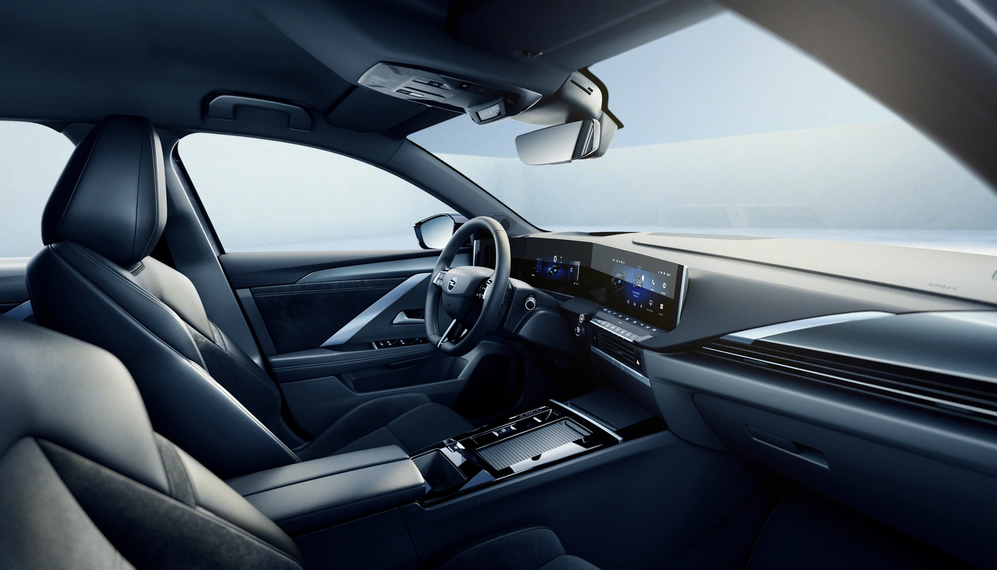 Opel Astra Sports Tourer - Interior Salpicadero Interior Asientos Delanteros Interior Pantalla Central Interior Volante