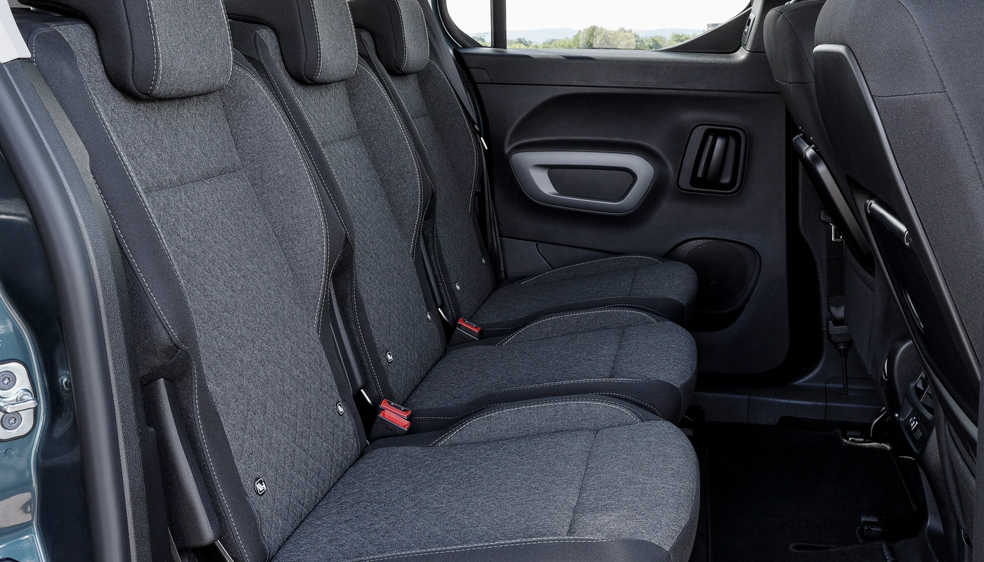 Opel Combo - Interior Asientos Traseros