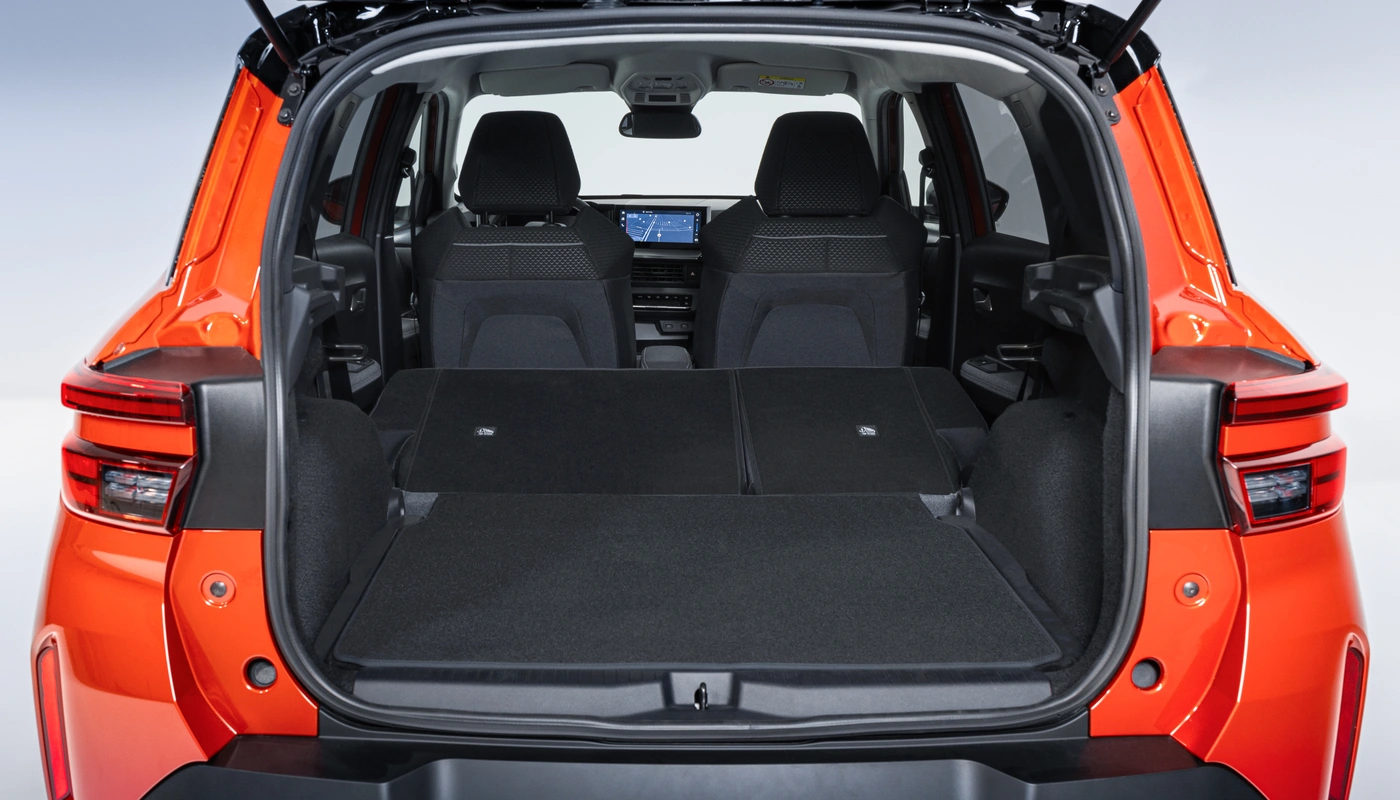 Opel Frontera - Almacenamiento Maletero