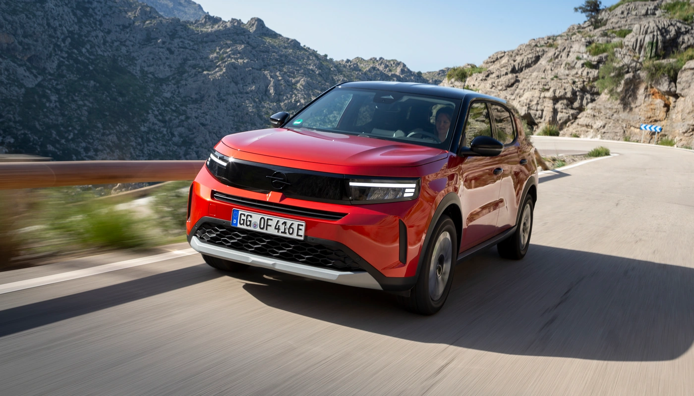 Opel Frontera - Contexto Entorno Real Contexto Conduciendo Exterior Frontal Izquierda