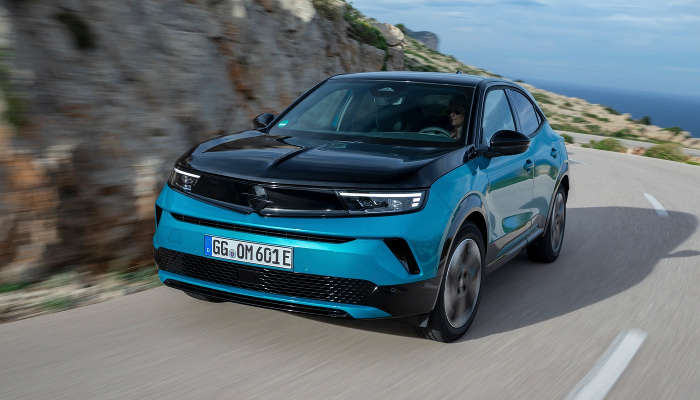 Opel Mokka - Contexto Entorno Real Contexto Conduciendo Exterior Frontal Izquierda