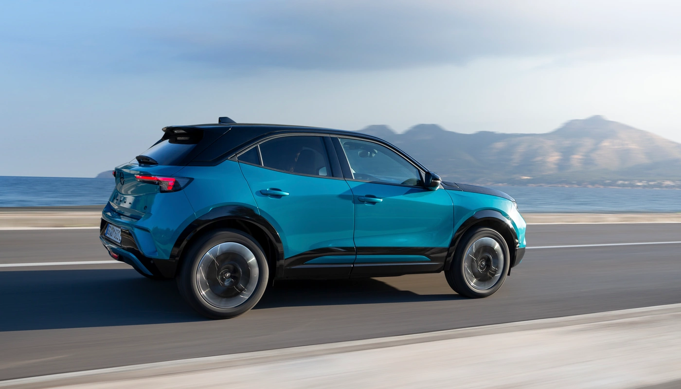 Opel Mokka - Contexto Entorno Real Contexto Conduciendo Exterior Lateral Derecha