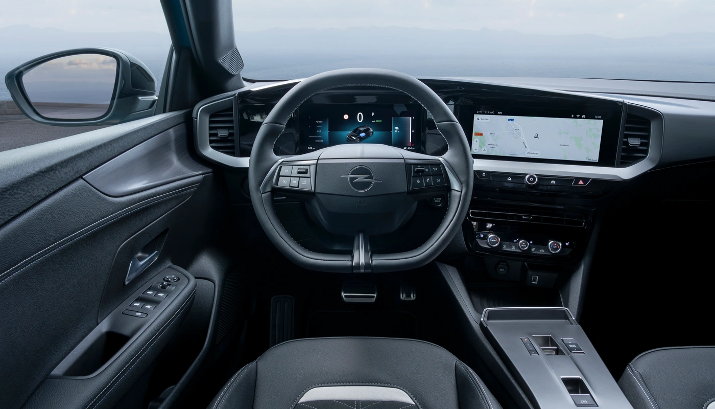 Opel Mokka - Interior Salpicadero Interior Pantalla Central Interior Volante
