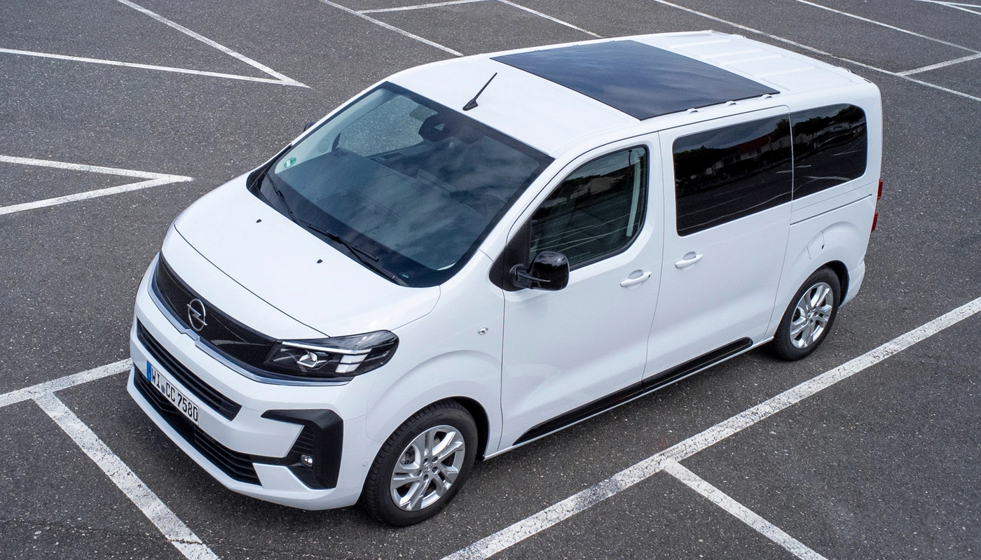 Opel Zafira - Contexto Entorno Real Contexto Aparcado Exterior Frontal Izquierda Exterior Superior