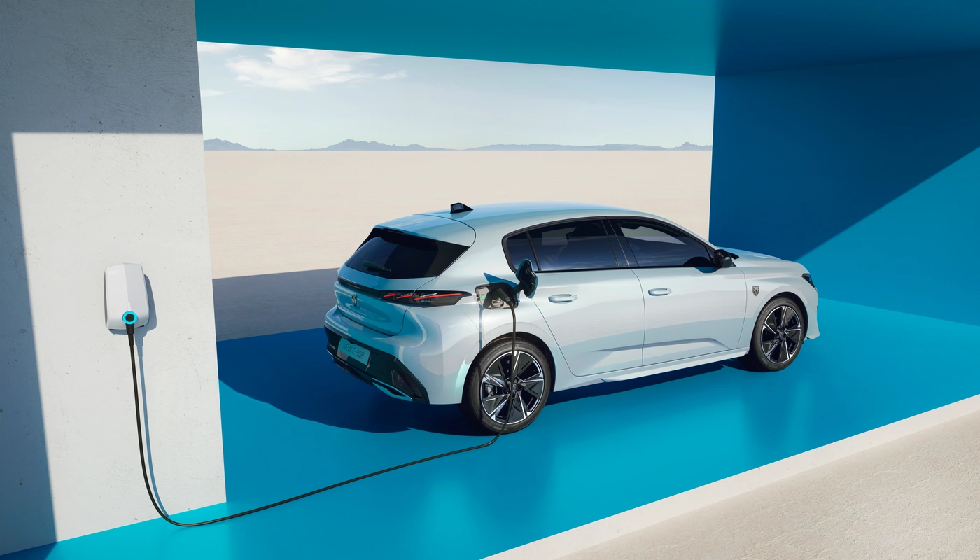 Peugeot E 308 - Carga Estacion