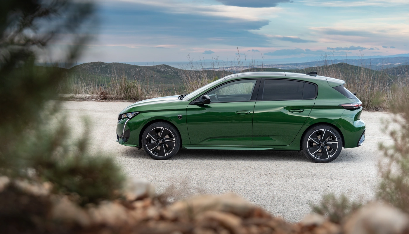 Peugeot E 308 - Contexto Entorno Real Contexto Aparcado Exterior Lateral Derecha