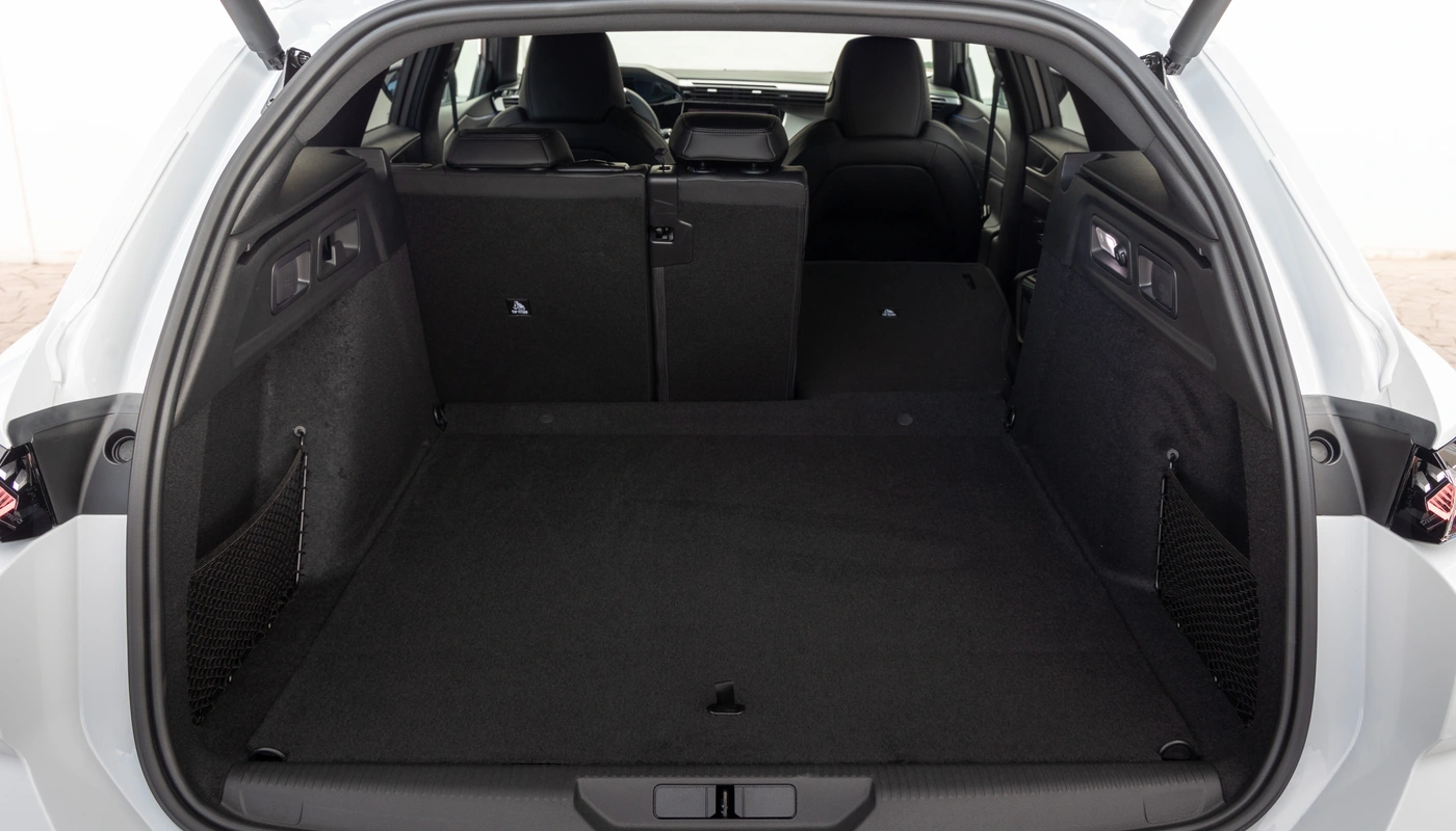 Peugeot E 308 Sw - Almacenamiento Maletero