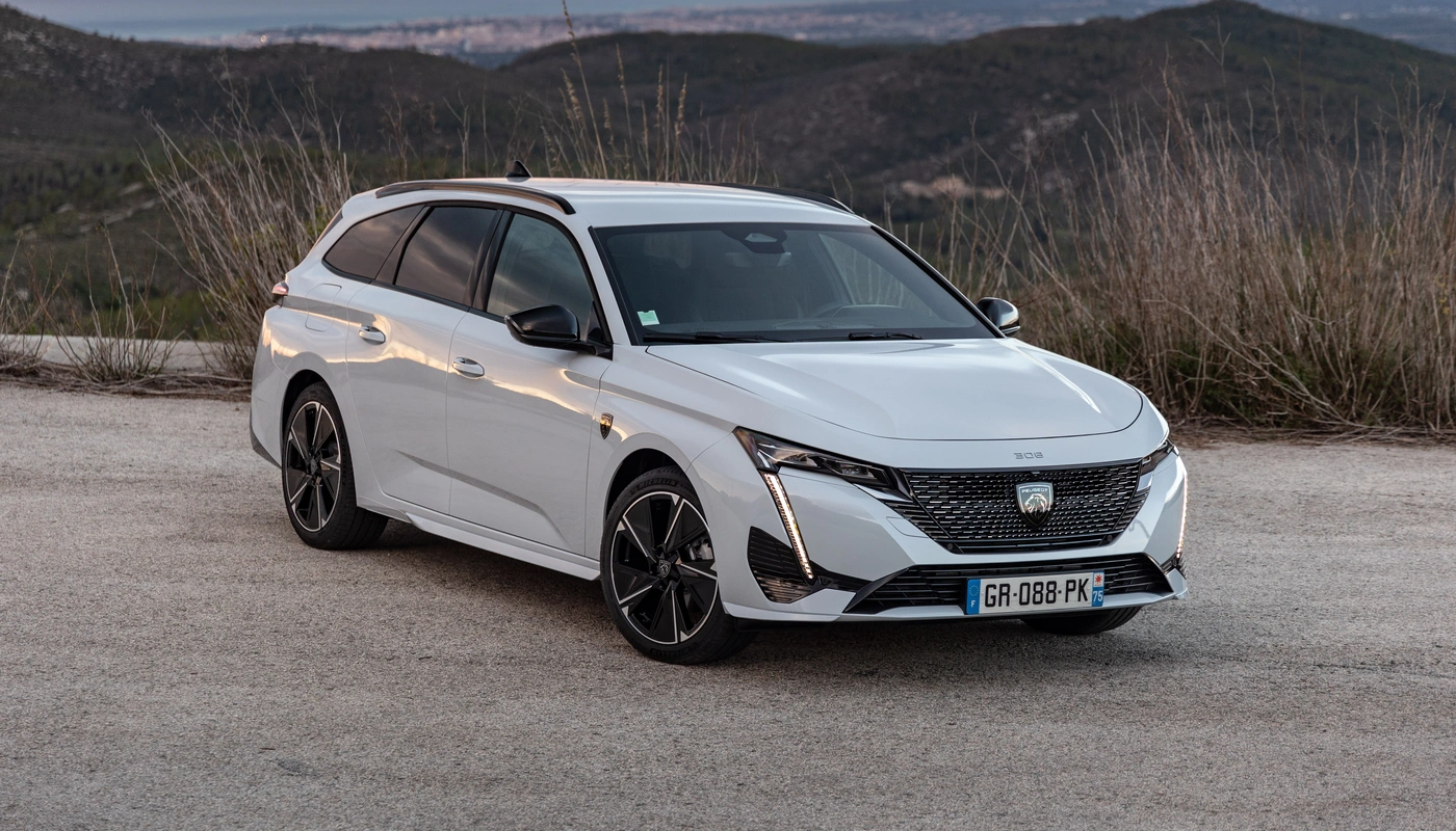 Peugeot E 308 Sw - Contexto Entorno Real Contexto Aparcado Exterior Frontal Derecha