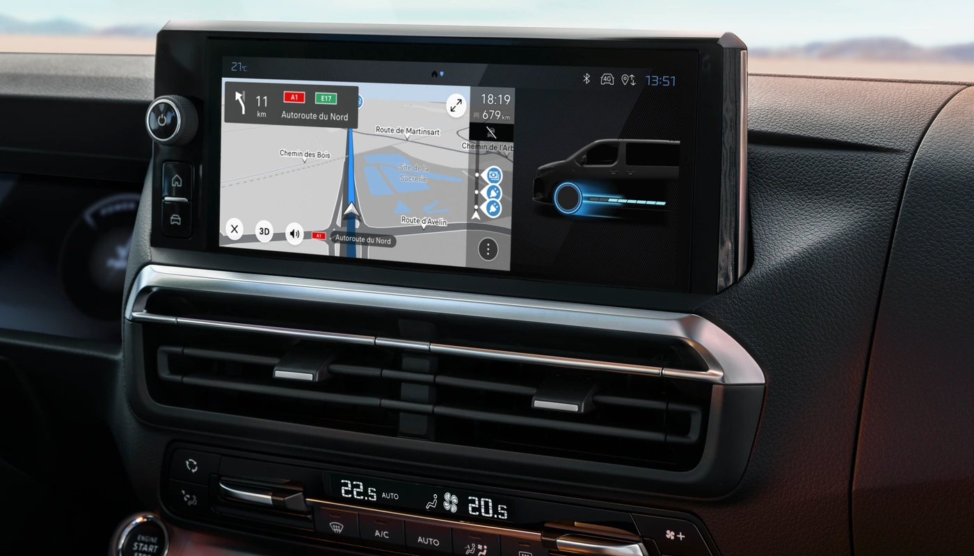 Peugeot Traveller Standard - Interior Pantalla Central