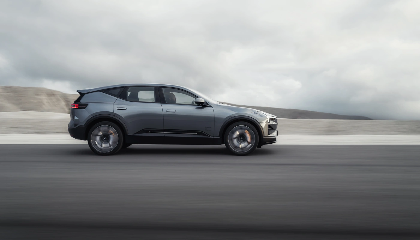 Polestar 3 - Contexto Entorno Real Contexto Conduciendo Exterior Lateral Derecha