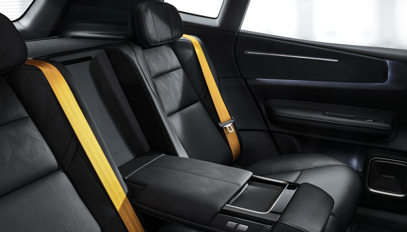 Polestar 4 Suv - Interior Asientos Traseros