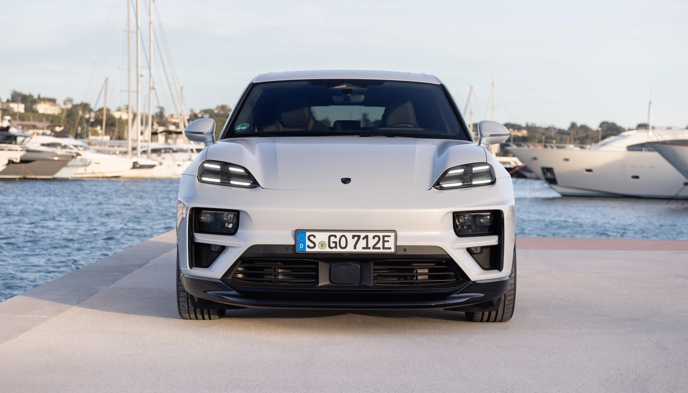 Porsche Macan - Contexto Entorno Real Contexto Aparcado Exterior Frontal