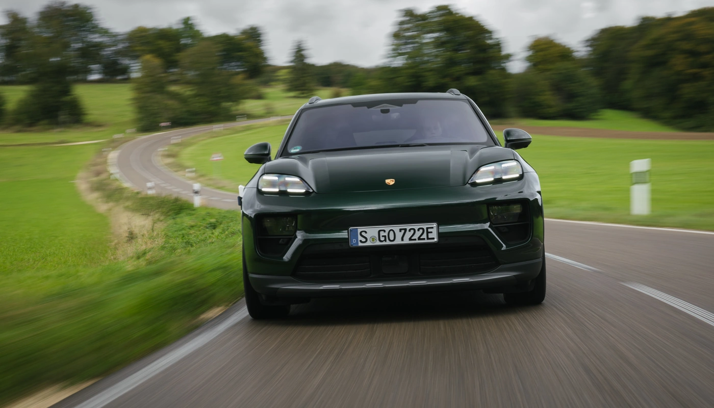 Porsche Macan - Contexto Entorno Real Contexto Conduciendo Exterior Frontal