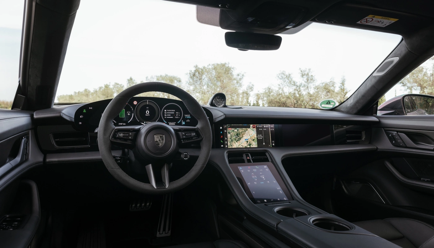 Porsche Taycan Cross Turismo - Interior Salpicadero Interior Pantalla Central Interior Volante