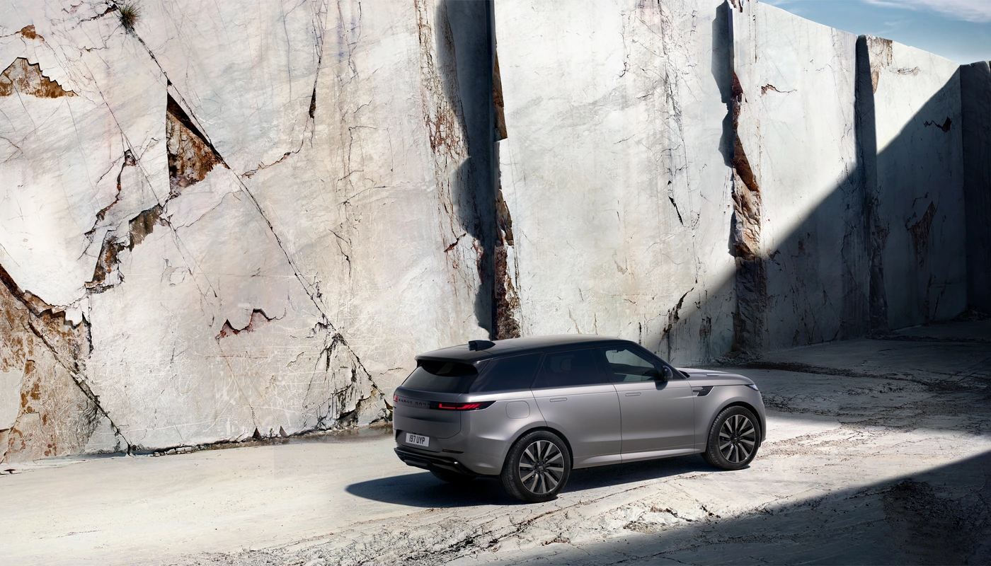 Range Rover Range Rover Sport - Contexto Estudio Contexto Aparcado Exterior Trasera Izquierda Exterior Lateral Derecha