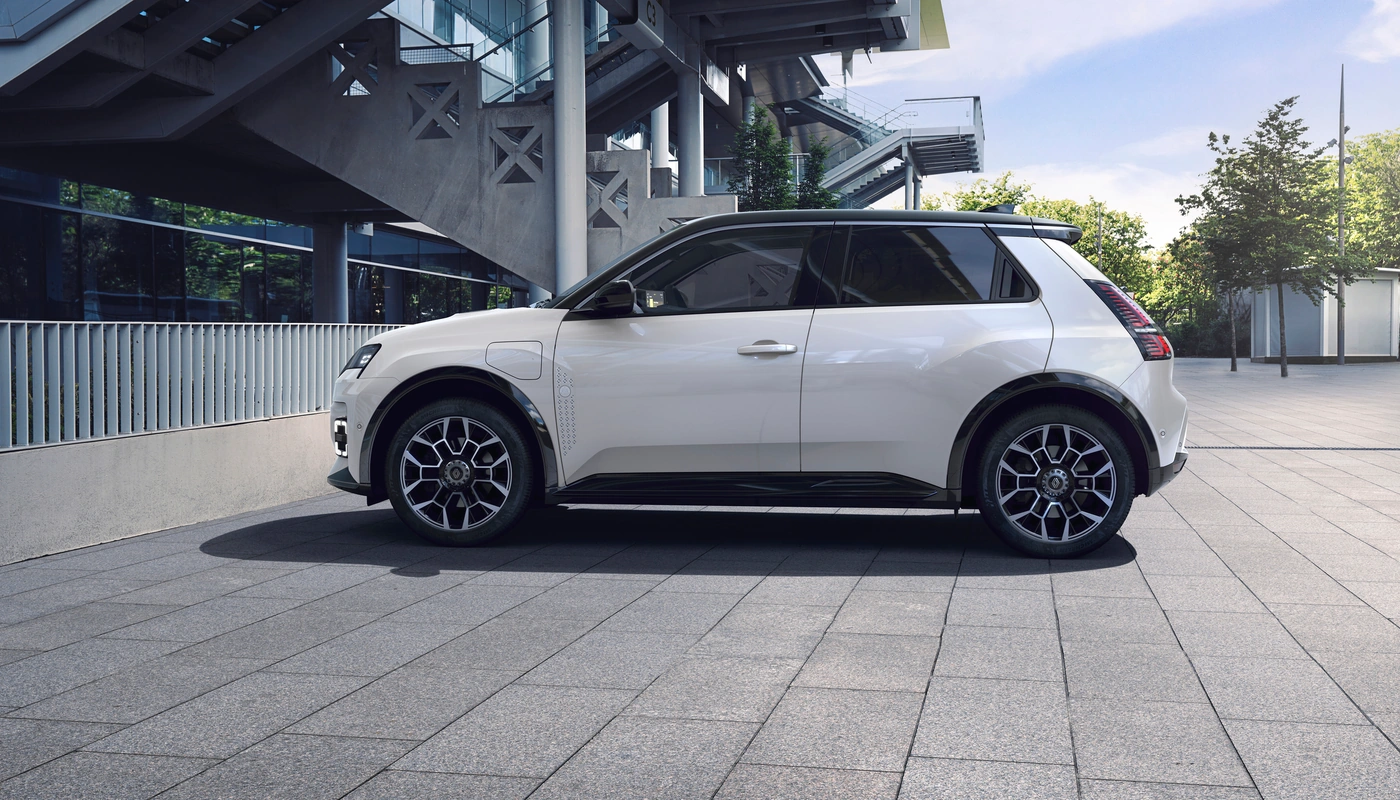 Renault 5 - Contexto Entorno Real Contexto Aparcado Exterior Lateral Izquierda