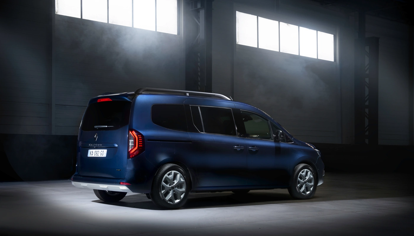 Renault Grand Kangoo - Contexto Aparcado Exterior Trasera Izquierda