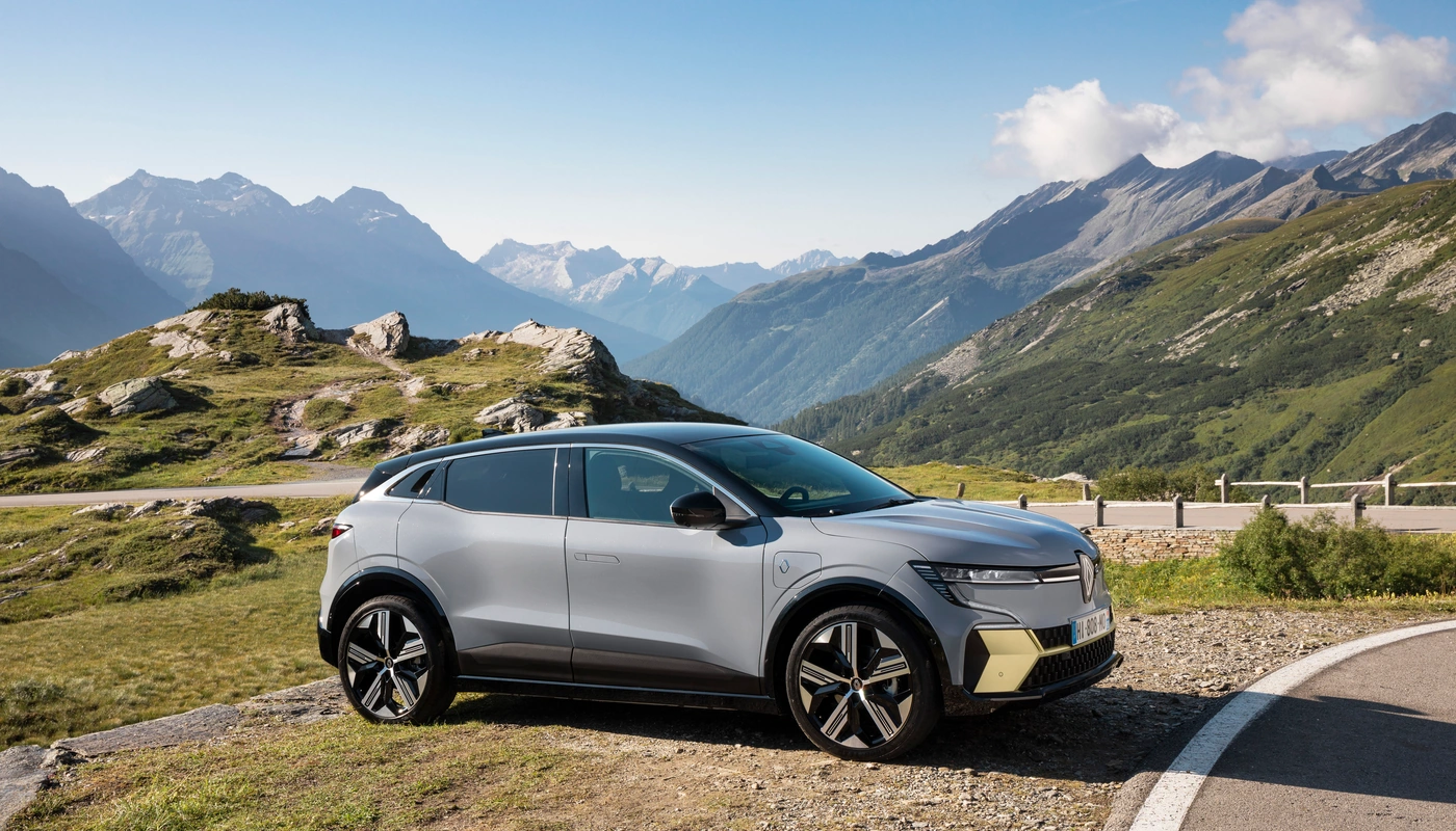 Renault Megane - Contexto Entorno Real Contexto Aparcado Exterior Lateral Derecha