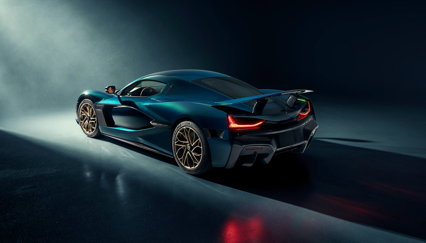 Rimac Nevera - Contexto Estudio Recortado Exterior Trasera Derecha