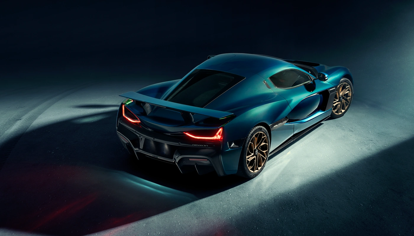 Rimac Nevera - Contexto Estudio Recortado Exterior Trasera Izquierda Exterior Superior