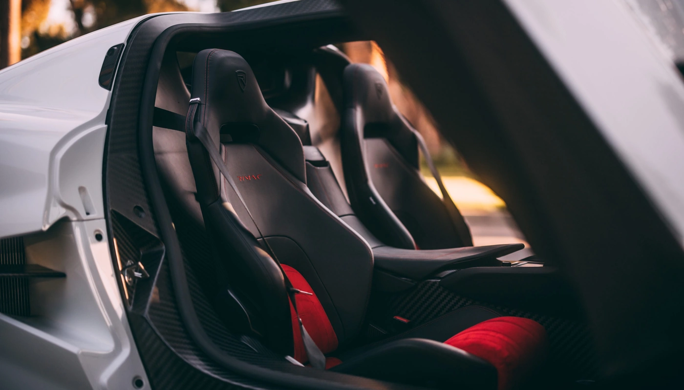 Rimac Nevera - Interior Asientos Delanteros