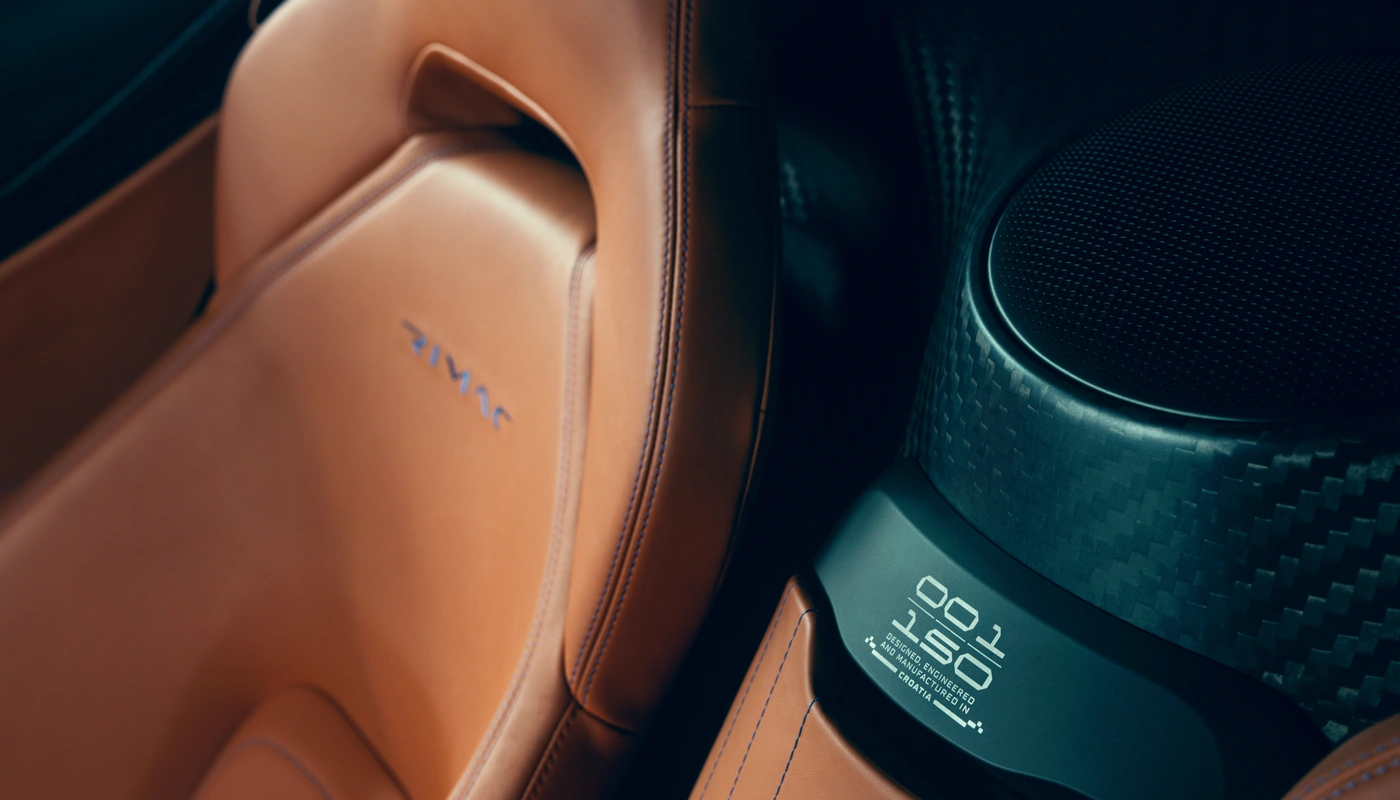Rimac Nevera - Interior Asientos Delanteros