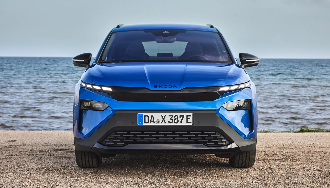 Skoda Elroq - Contexto Entorno Real Contexto Aparcado Exterior Frontal