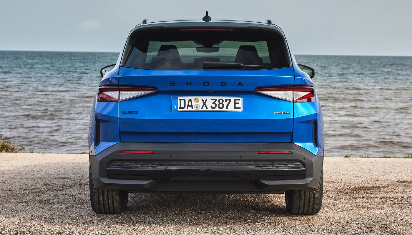 Skoda Elroq - Contexto Entorno Real Contexto Aparcado Exterior Frontal