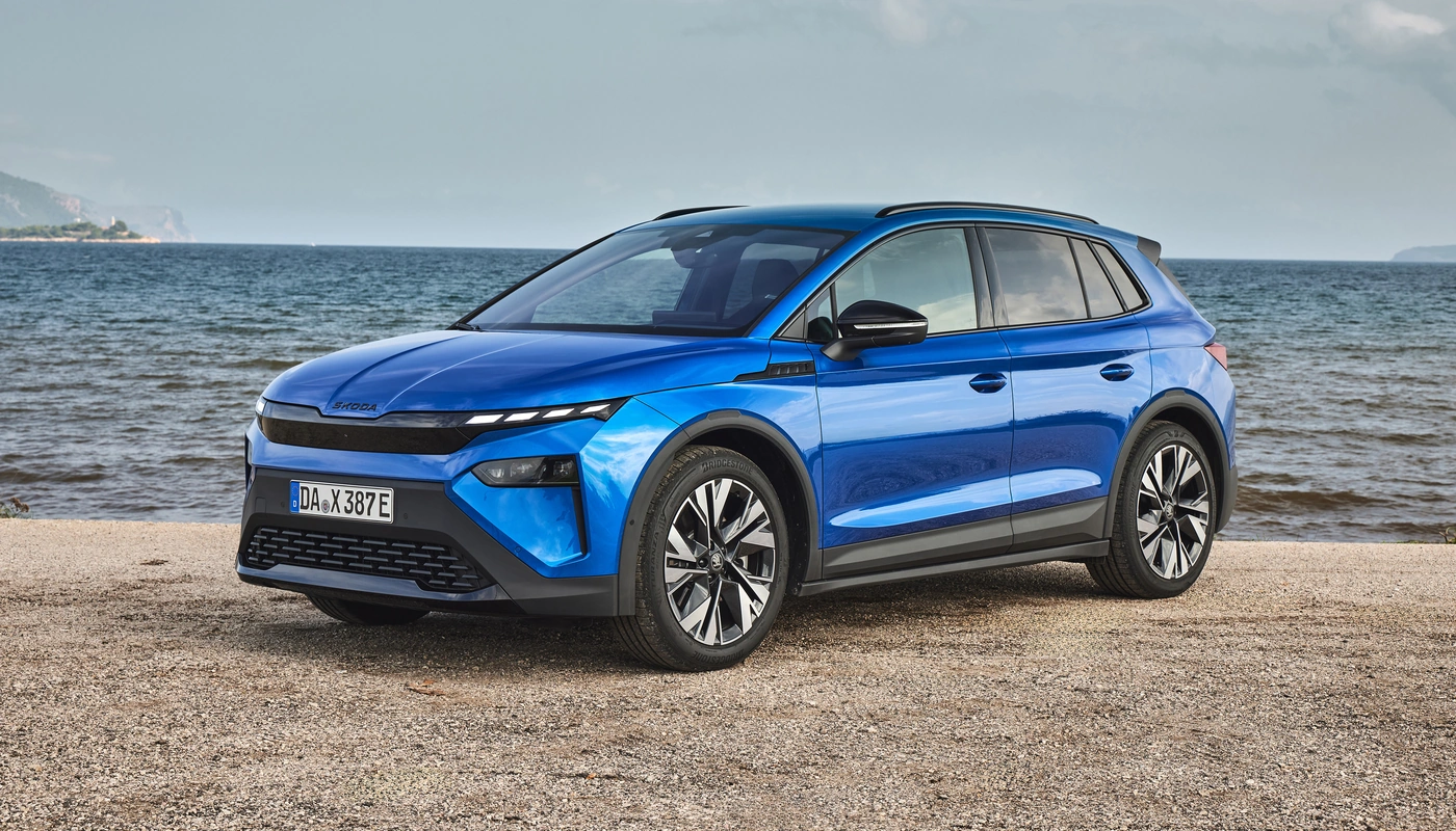 Skoda Elroq - Contexto Entorno Real Contexto Aparcado Exterior Frontal Izquierda