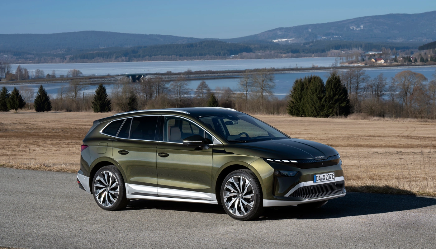 Skoda Enyaq - Contexto Entorno Real Contexto Aparcado Exterior Lateral Derecha