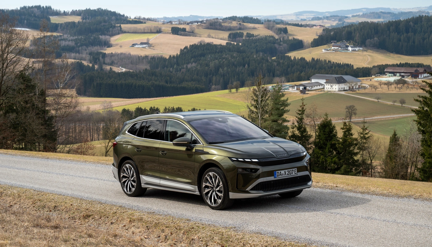 Skoda Enyaq - Contexto Entorno Real Contexto Conduciendo Exterior Frontal Derecha