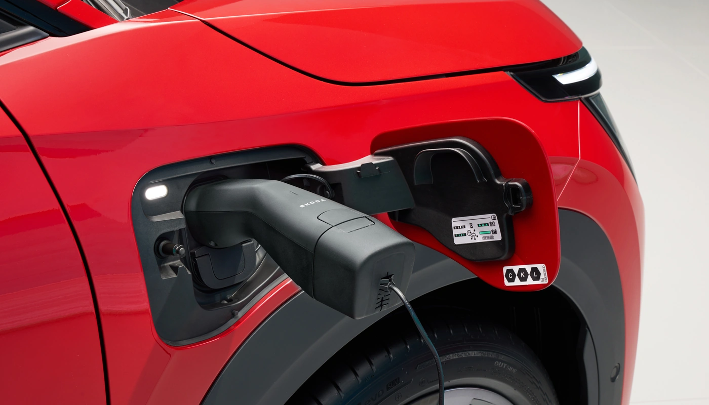 Skoda Epiq - Carga Puerto Y Cable