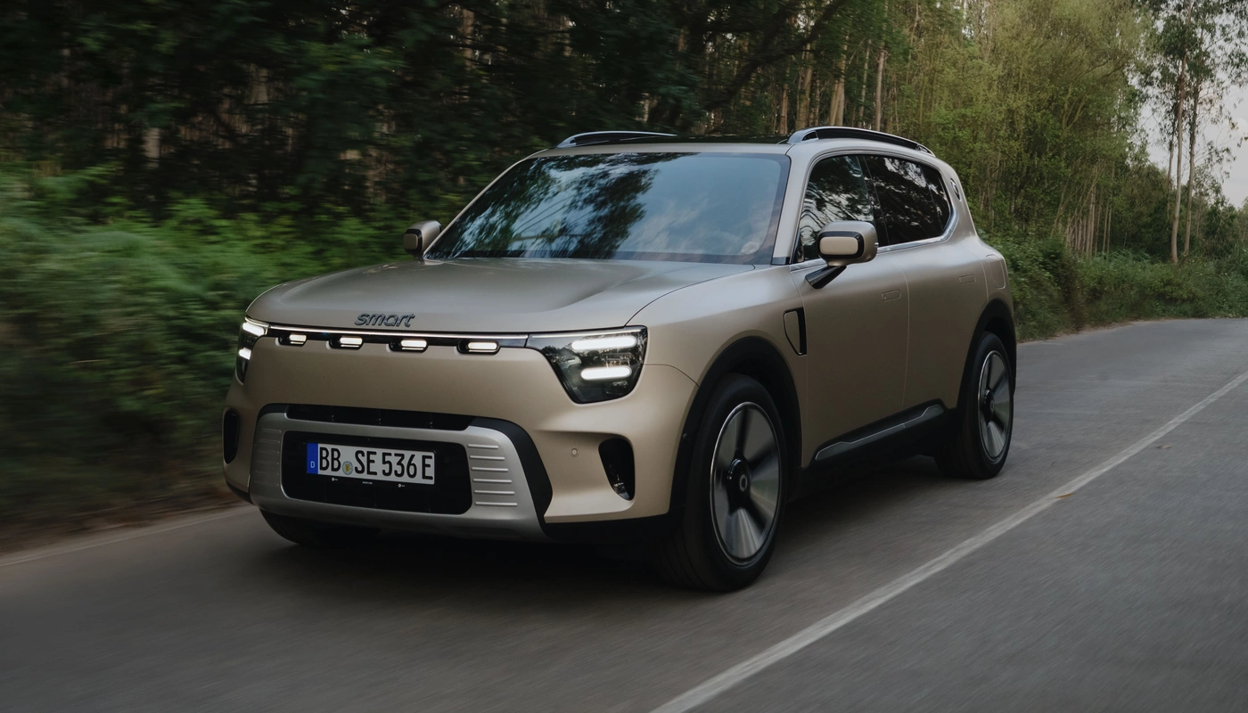 Smart 5 - Contexto Entorno Real Contexto Conduciendo Exterior Frontal Izquierda