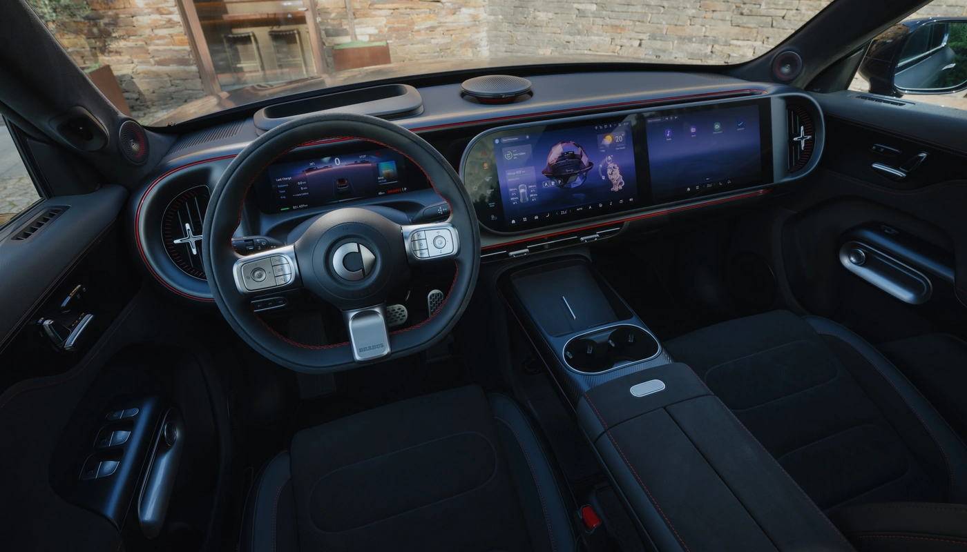 Smart 5 - Interior Salpicadero Interior Pantalla Central Interior Volante