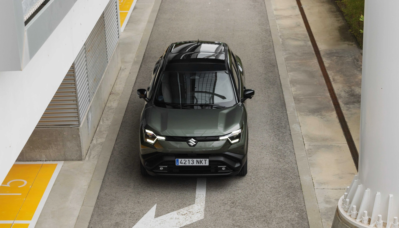 Suzuki E Vitara - Contexto Entorno Real Contexto Conduciendo Exterior Frontal Exterior Superior