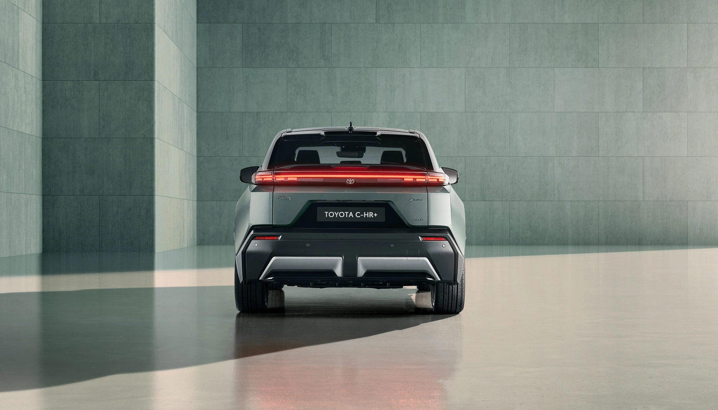 Toyota C Hr - Contexto Aparcado Exterior Trasera