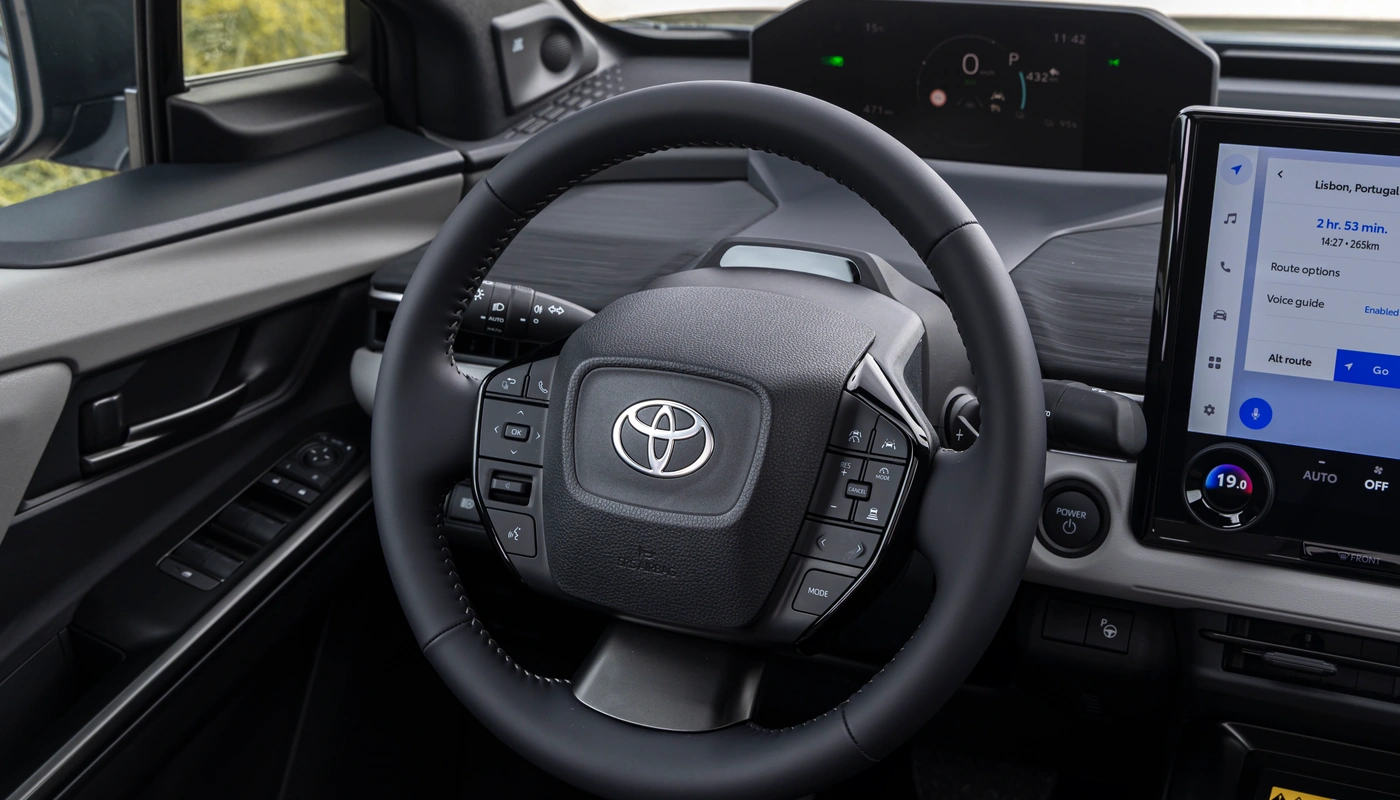 Toyota C Hr - Interior Volante