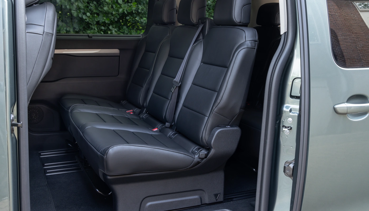 Toyota Proace Verso L1 - Interior Asientos Traseros