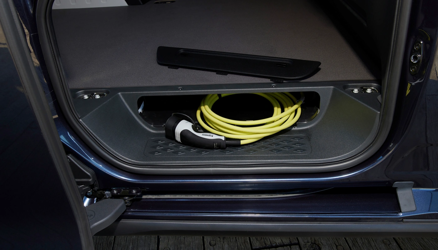 Volkswagen Id Buzz Cargo - Carga Puerto Y Cable