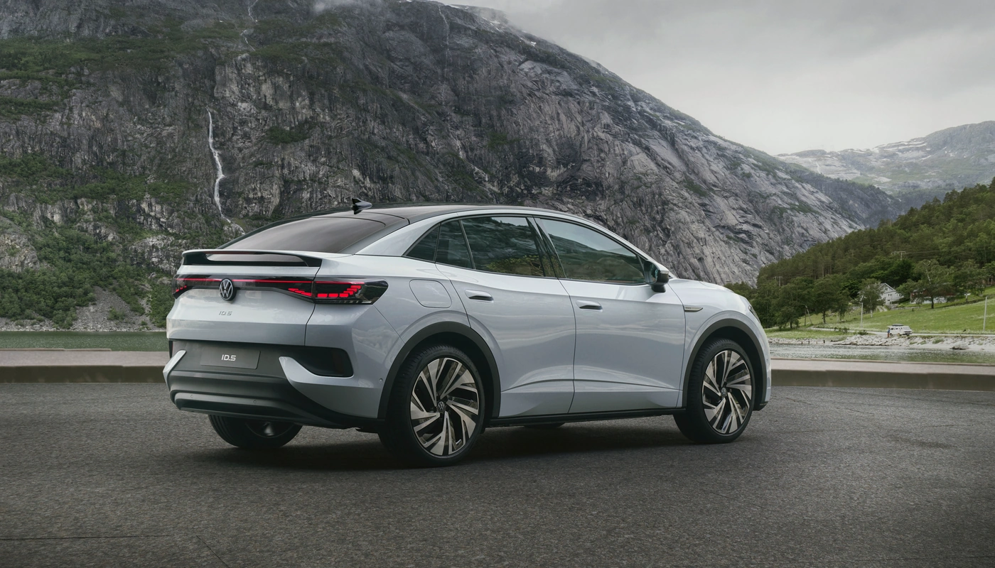 Volkswagen Id5 - Contexto Entorno Real Contexto Aparcado Exterior Trasera Izquierda