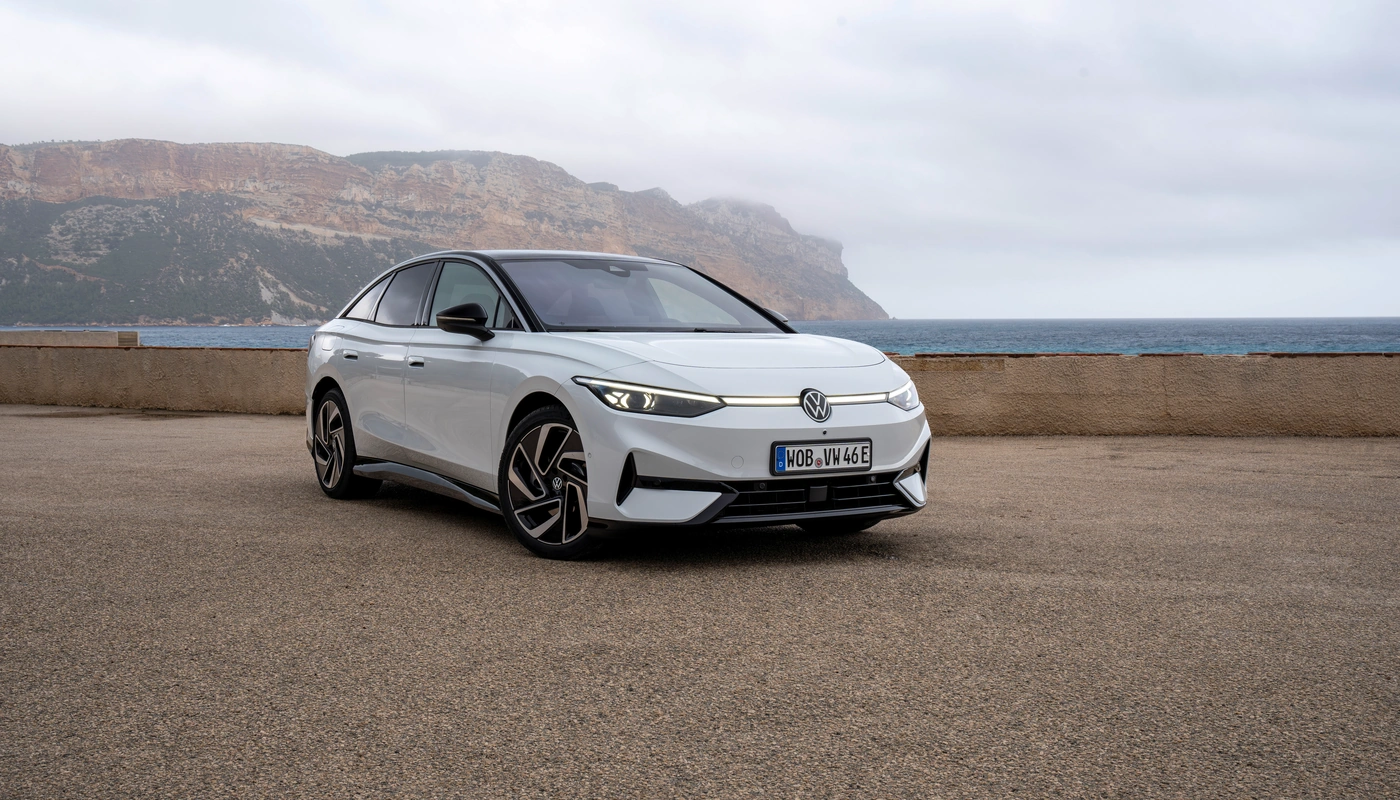 Volkswagen Id7 - Contexto Entorno Real Contexto Aparcado Exterior Frontal Derecha