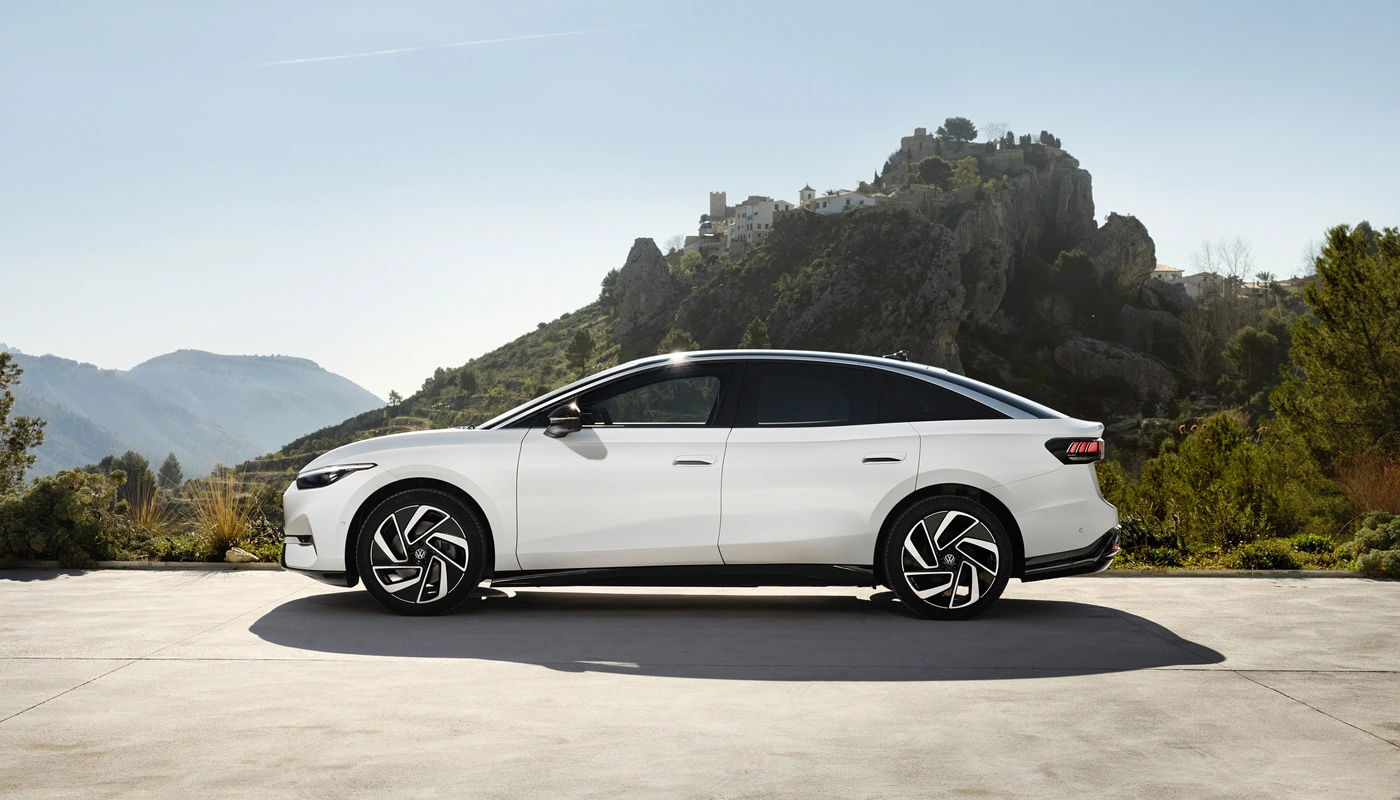 Volkswagen Id7 - Contexto Entorno Real Contexto Aparcado Exterior Lateral Izquierda